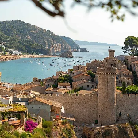 PR39 terraza y piscina Parking Tossa de Mar Tossa de Mar