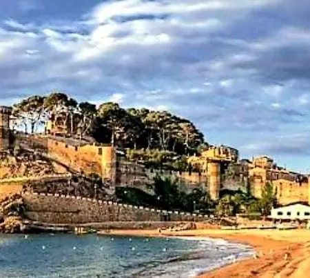 PR39 terraza y piscina Parking Tossa de Mar *